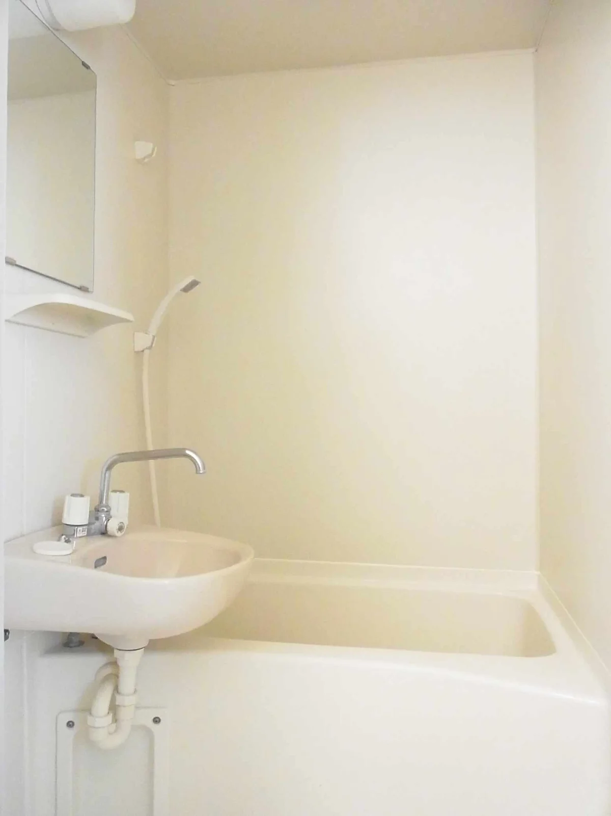 設備・仕様は号室により異なる為、現況を優先致します。