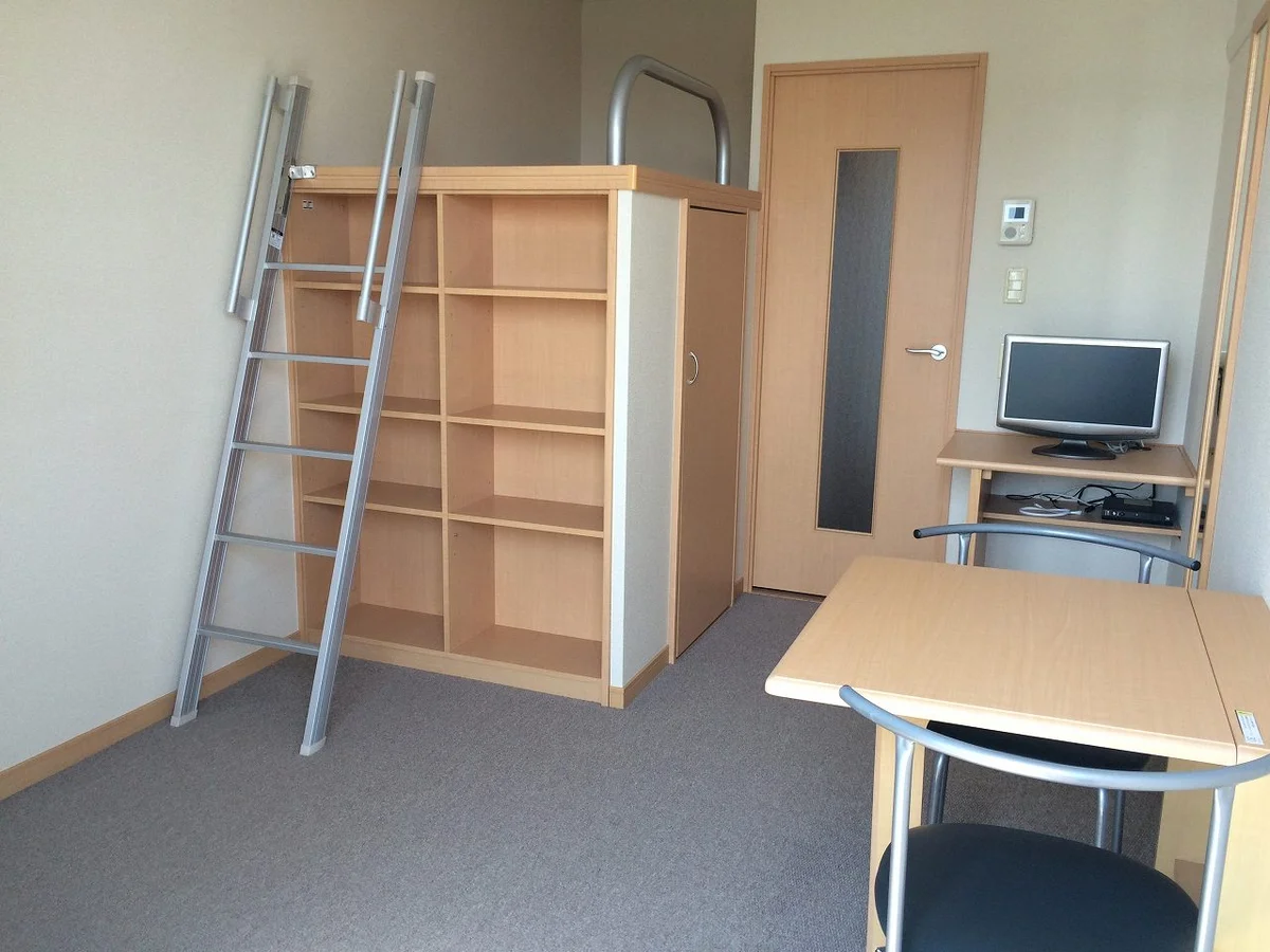 お部屋によって絨毯の種類・家電のメーカー等が異なります