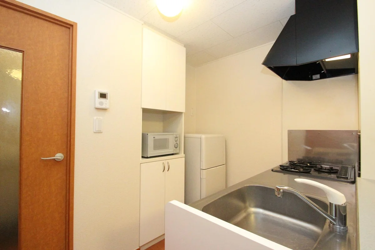 ＴＶモニターホン・電子レンジ・冷蔵庫付き