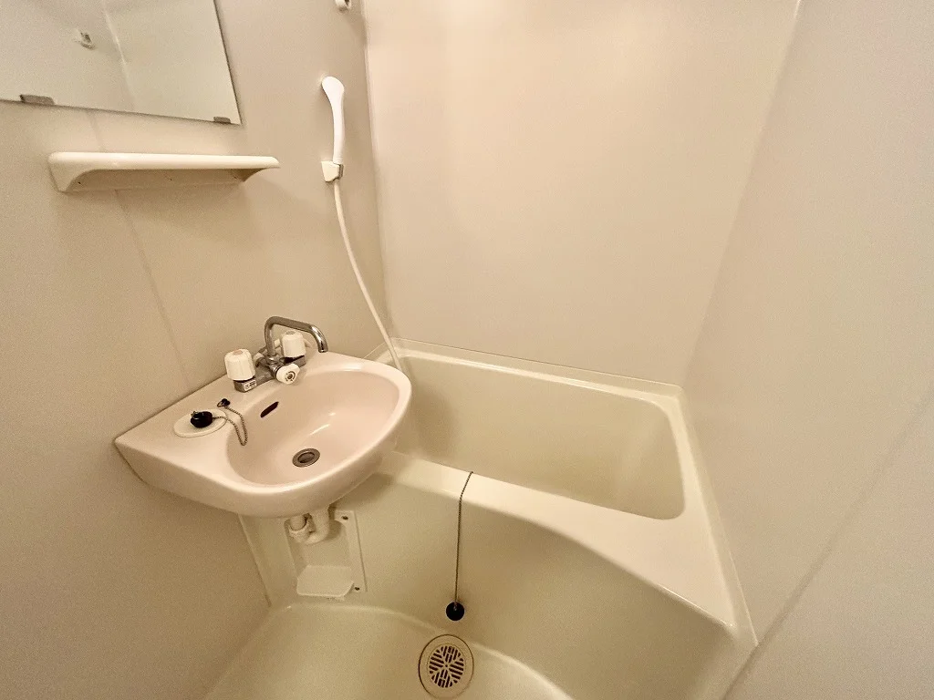 設備・仕様は号室により異なる為、現状を優先いたします。