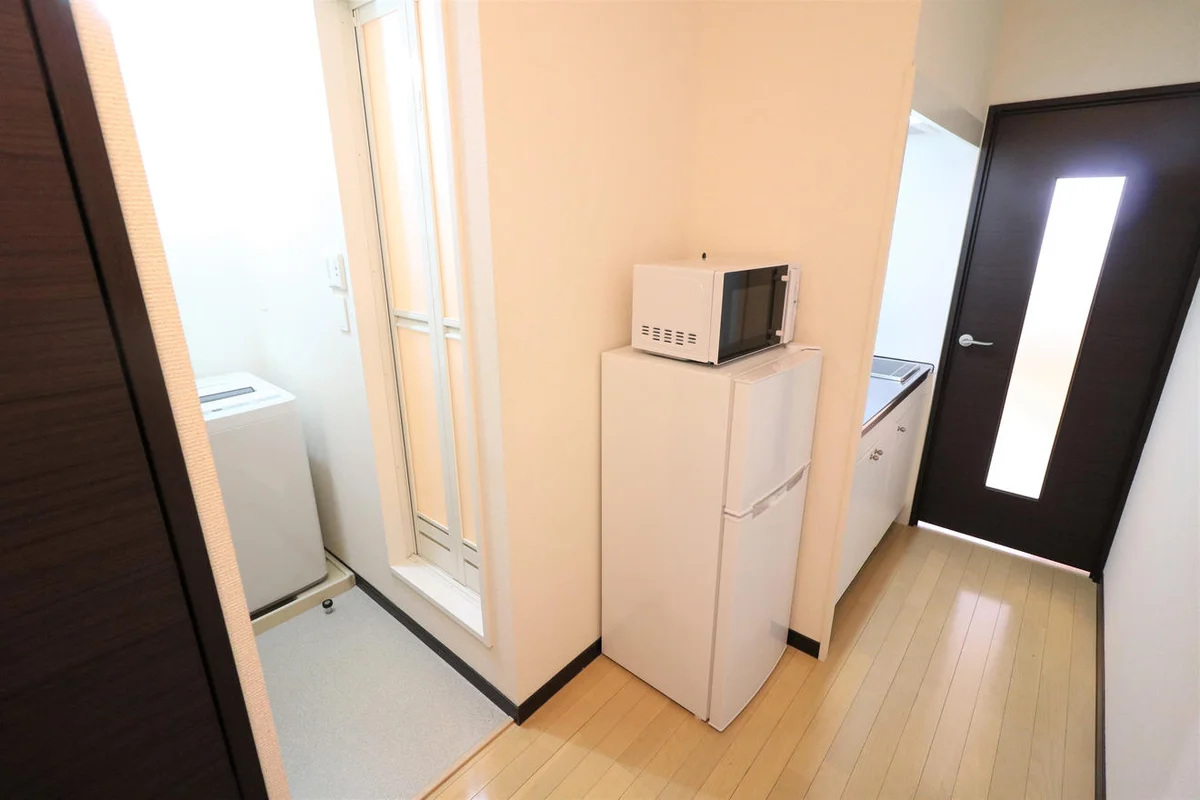 大型家具家電付きにより初めての一人暮らしの方も安心！