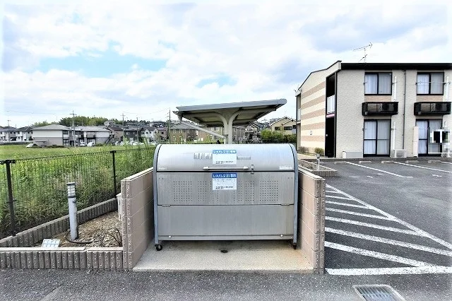 ゴミ置き場
