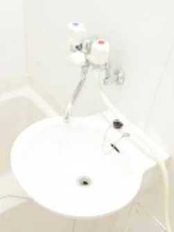 備品や設備仕様は号室等により異なります現地をご確認下さい。