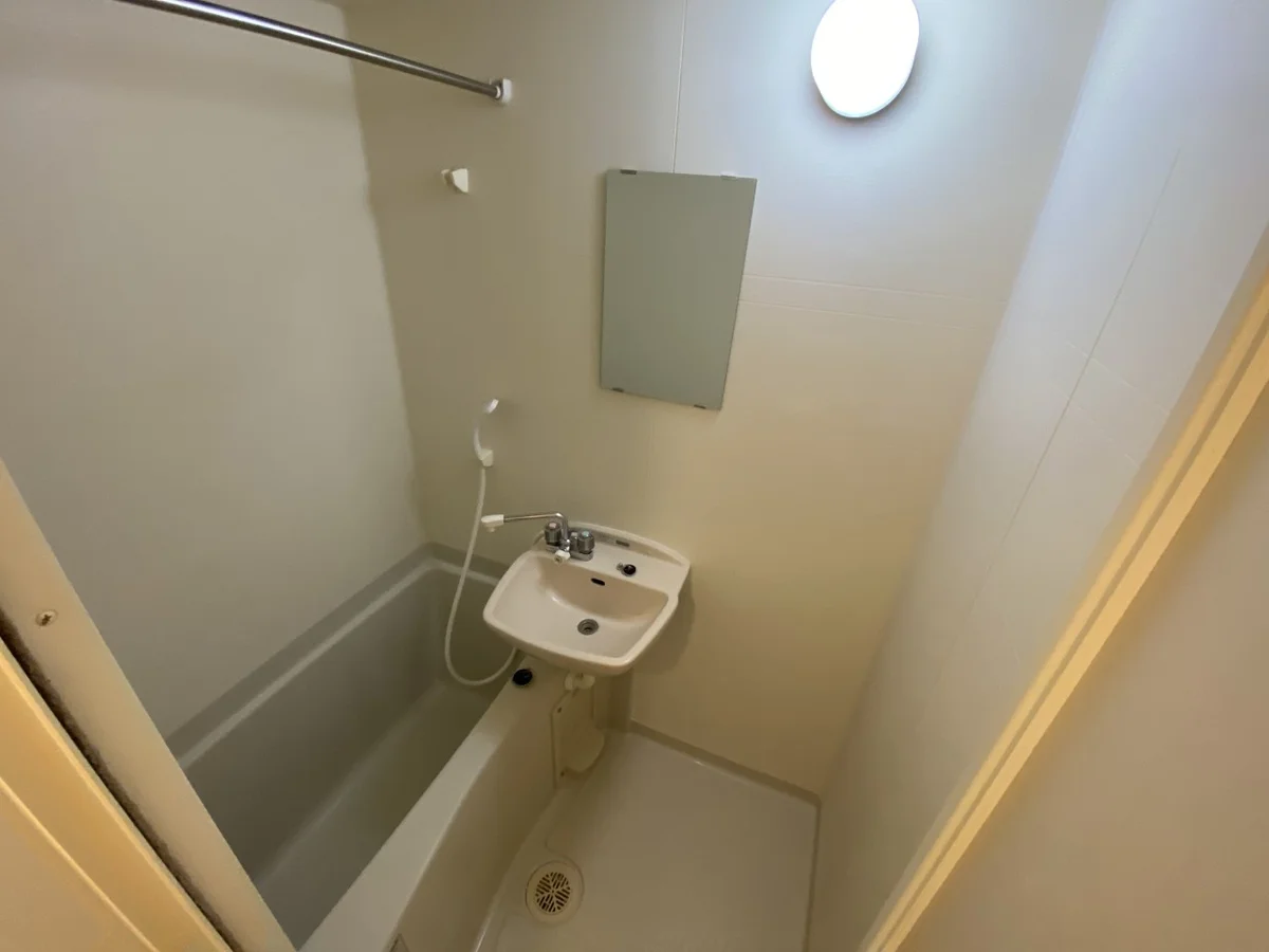 設備・使用は号室により異なる為、現況を優先致します。