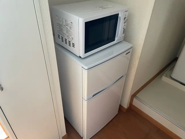 家具家電はメーカー等が異なる場合がございます。