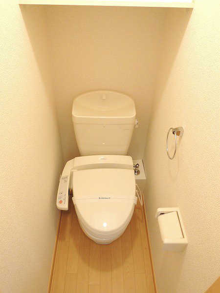 温水洗浄便座機能つき