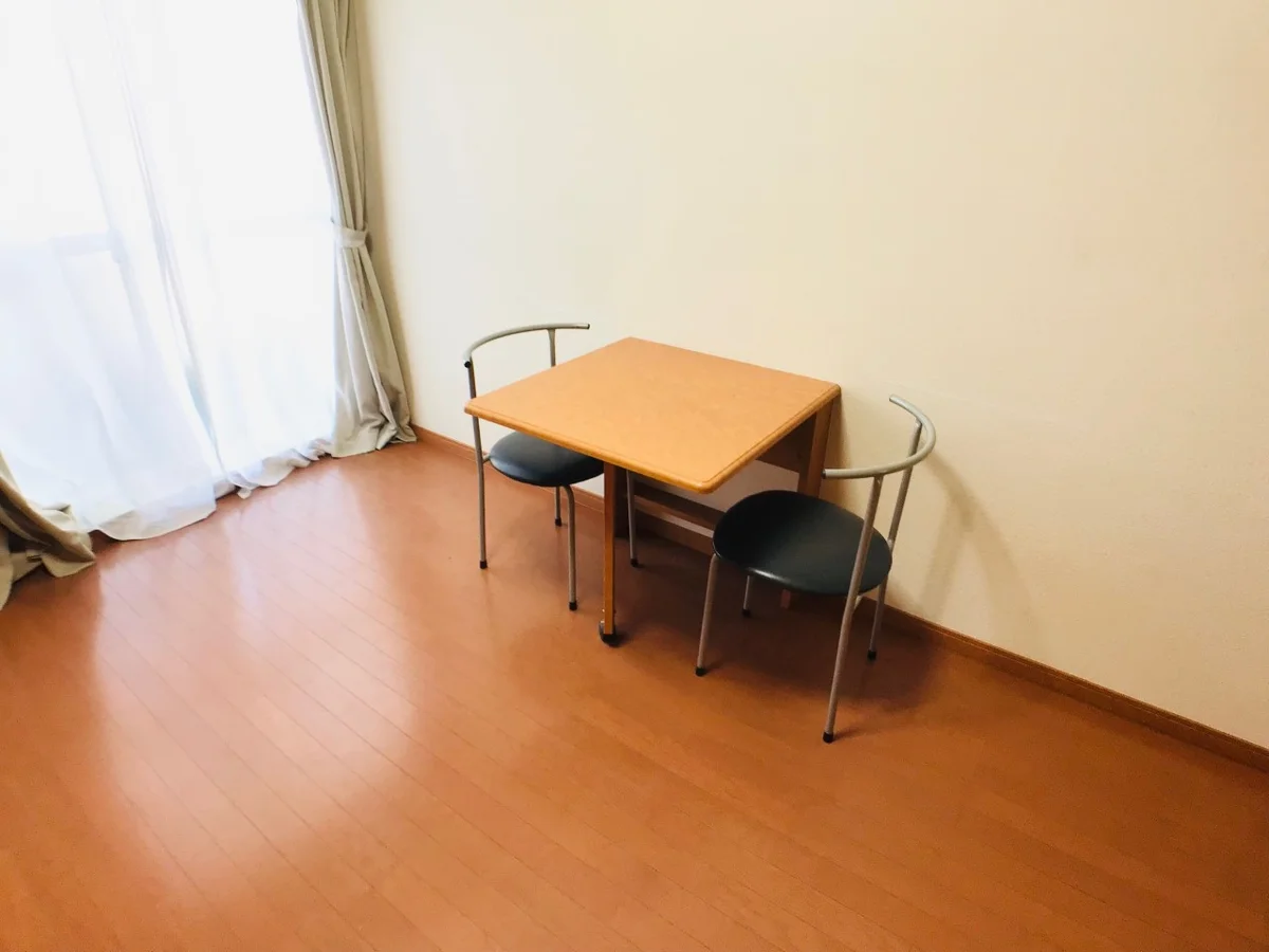 テーブル・イス