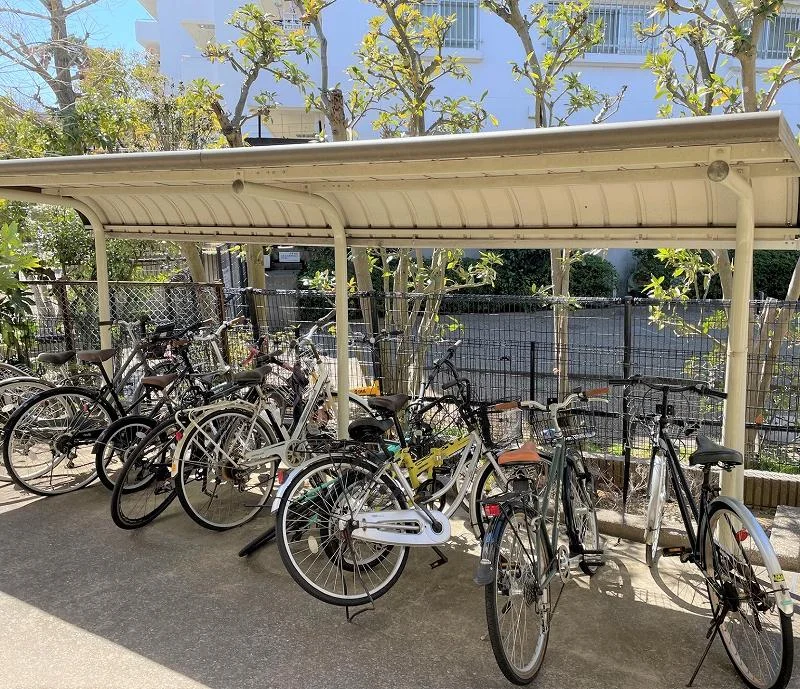 屋根付き駐輪場