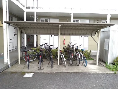 駐輪場　原付＆自転車のみ駐輪可能