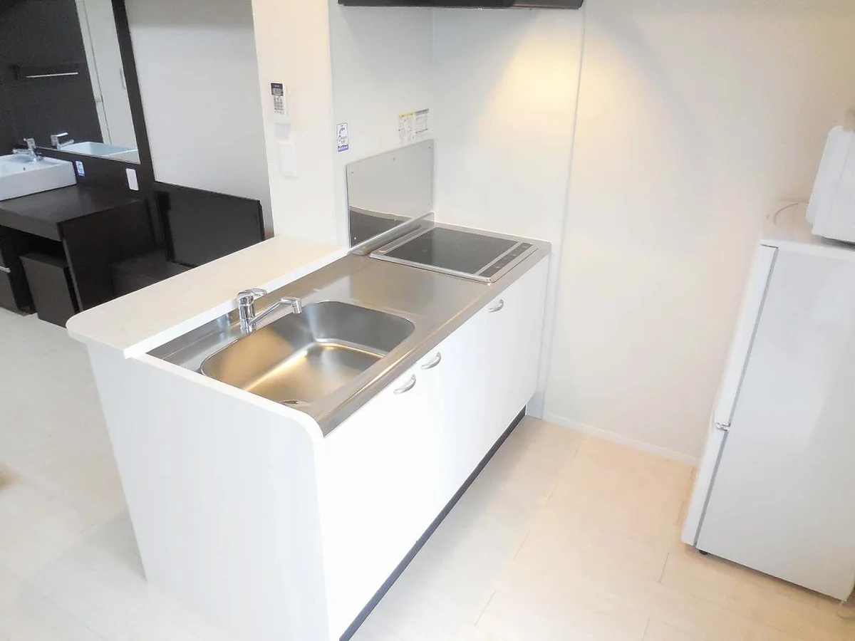 お洒落なカウンター付きオープンキッチン♪