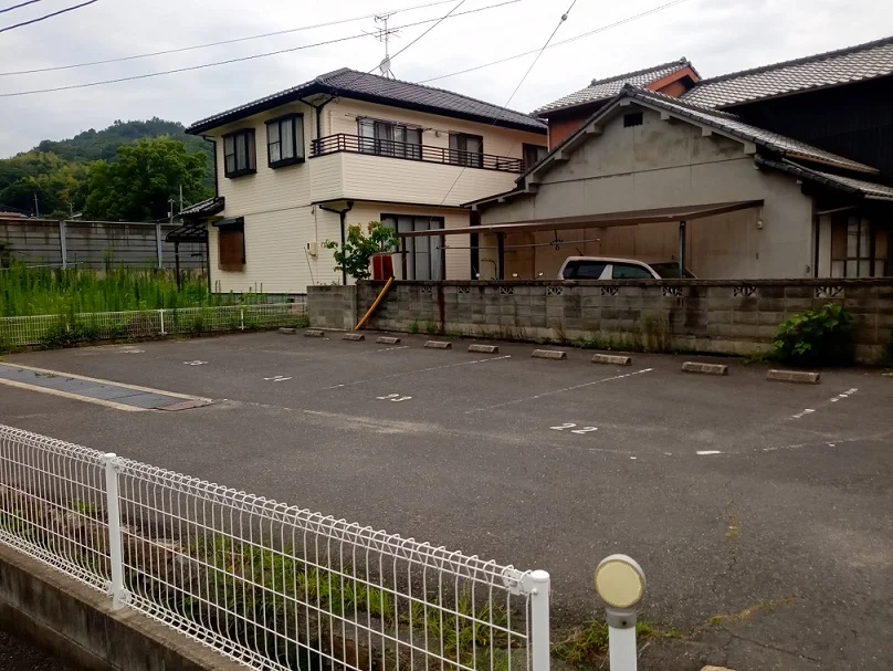 敷地外駐車場