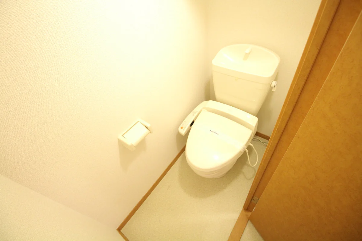 温水洗浄便座を標準装備！