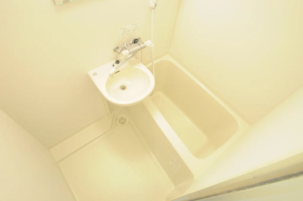 備品や設備仕様は号室等により異なります現地をご確認下さい。