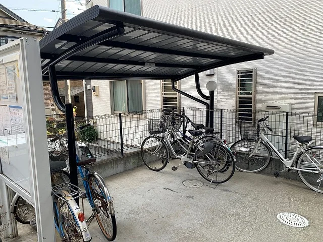 駐輪場　原付＆自転車のみ駐輪可能