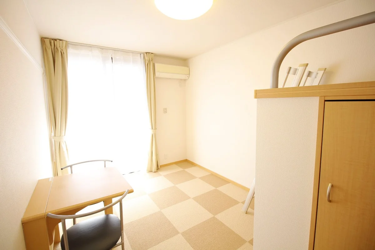 採光面は南向きのお部屋です☆