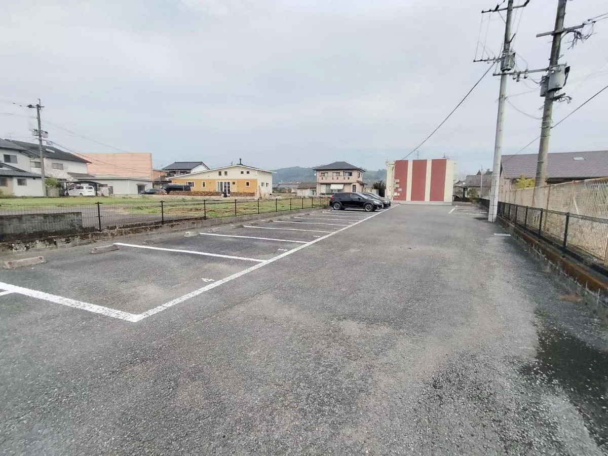 写真と現状が異なる場合は現状を優先します。