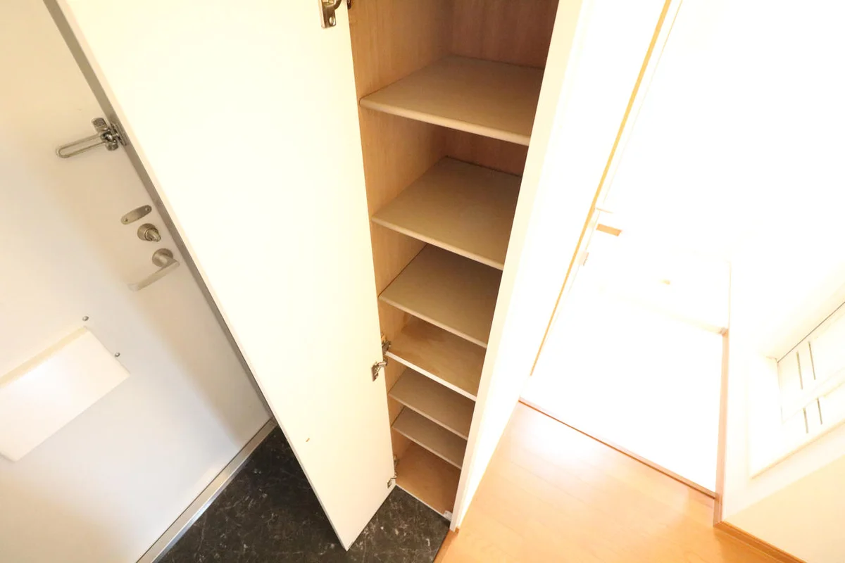 シューズボックス完備により女性でも安心