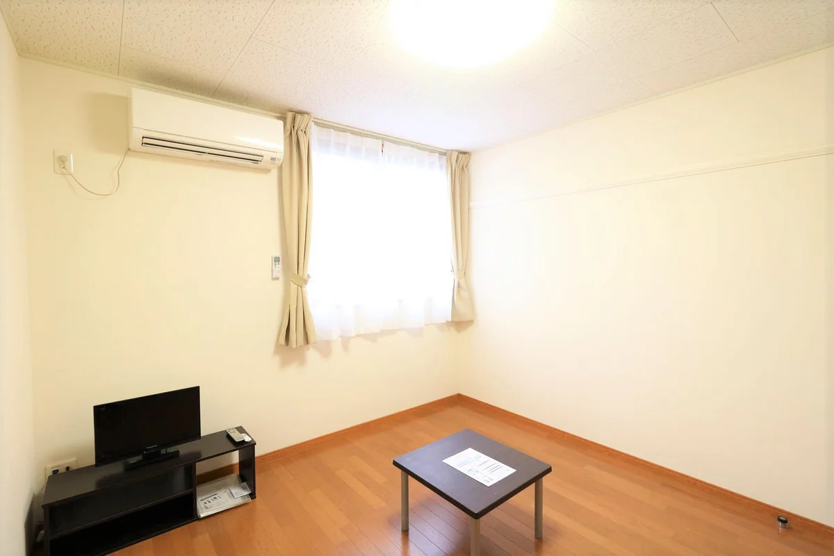 大型家具家電付きにより初めての一人暮らしの方も安心！