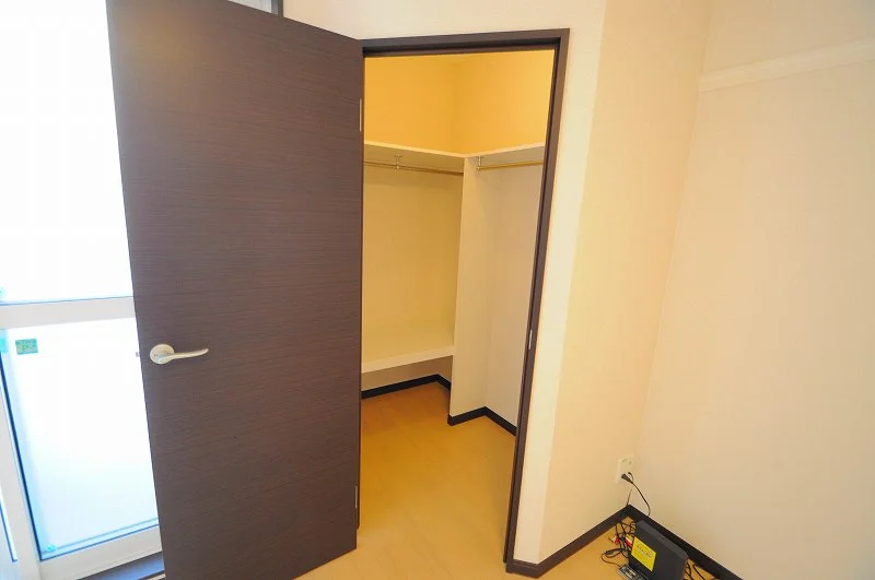 実際のお部屋と異なる場合がございます。