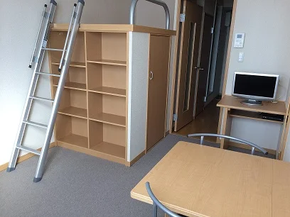 2・3階はカーペットです。