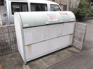 ダストボックス