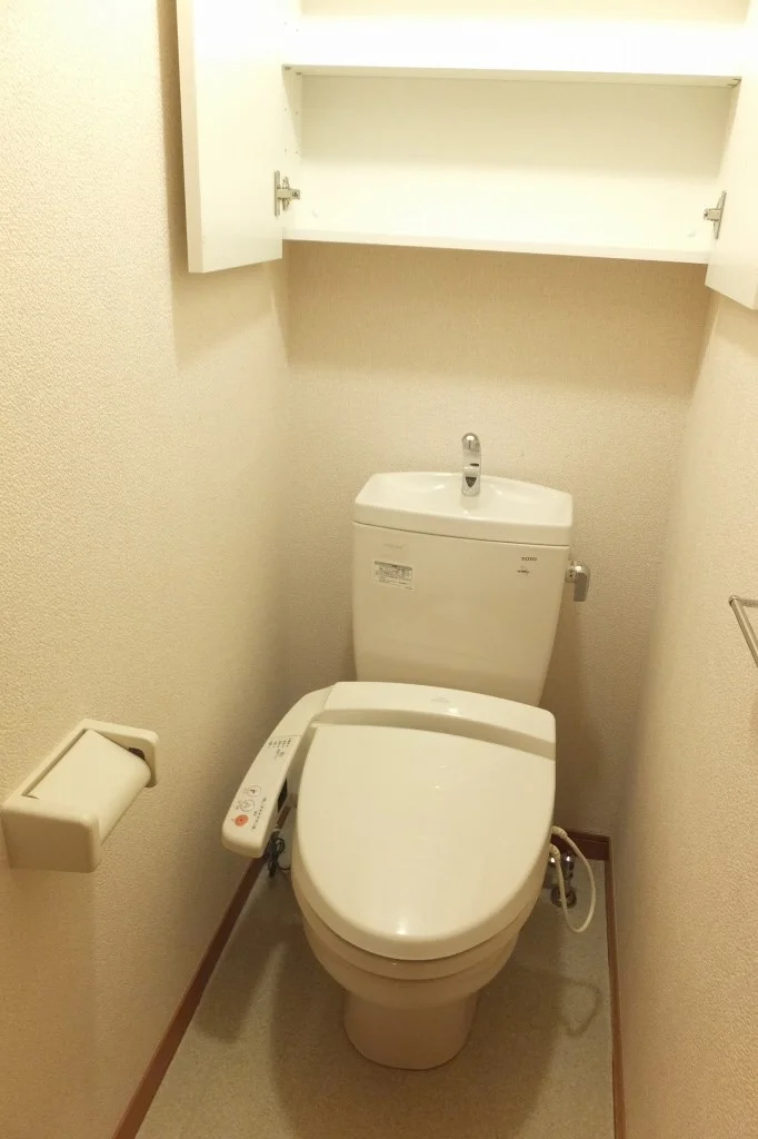 温水洗浄便座設置済み