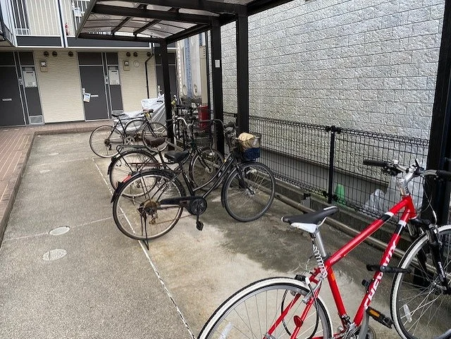 写真と現状が異なる場合は現状を優先します。