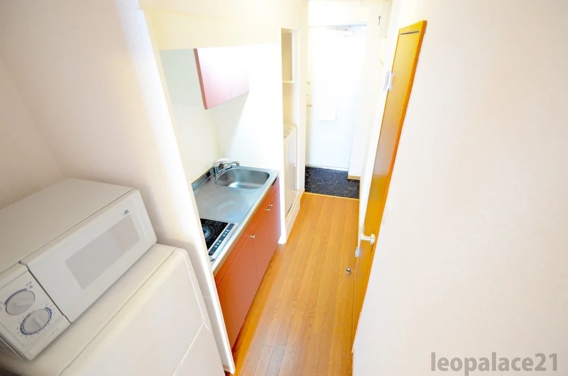 実際のお部屋と異なる場合がございます。