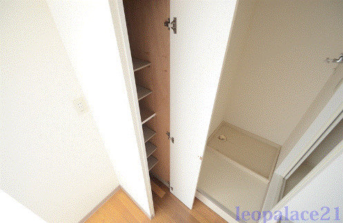 備品や設備仕様は号室等により異なります現地をご確認下さい。