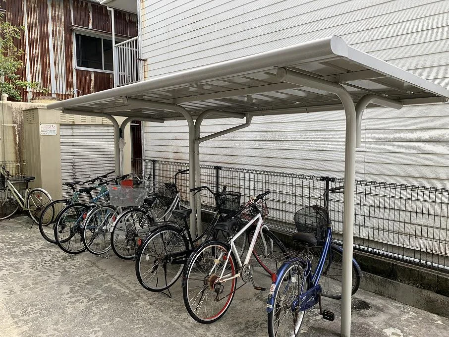 屋根付き駐輪場