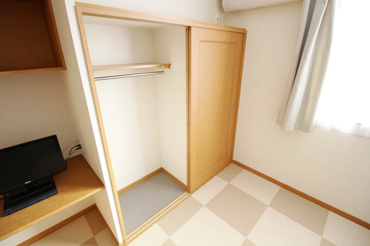 大切な洋服を収納するのに欠かせないクローゼットを完備！