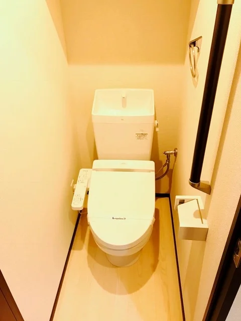 ウォシュレット付！冬でも快適です♪