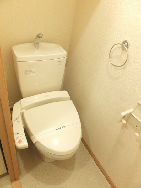 温水洗浄便座設置済み