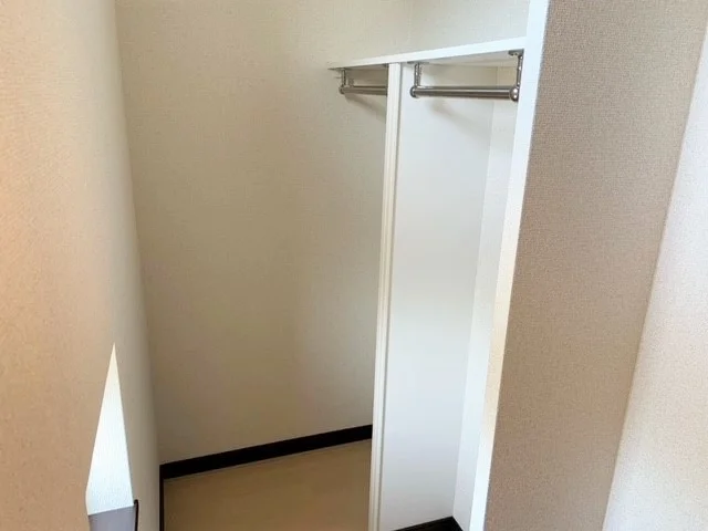 現況優先