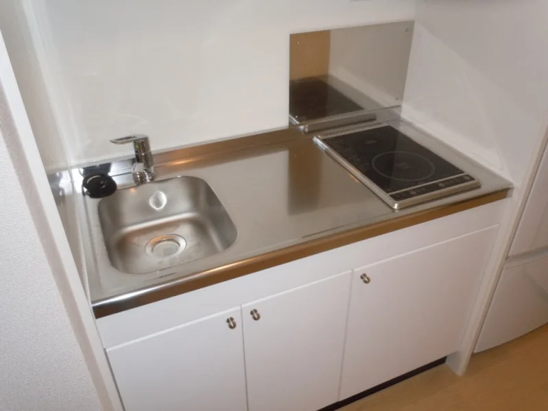 2口電気コンロ（IH+ラジエントヒーター）