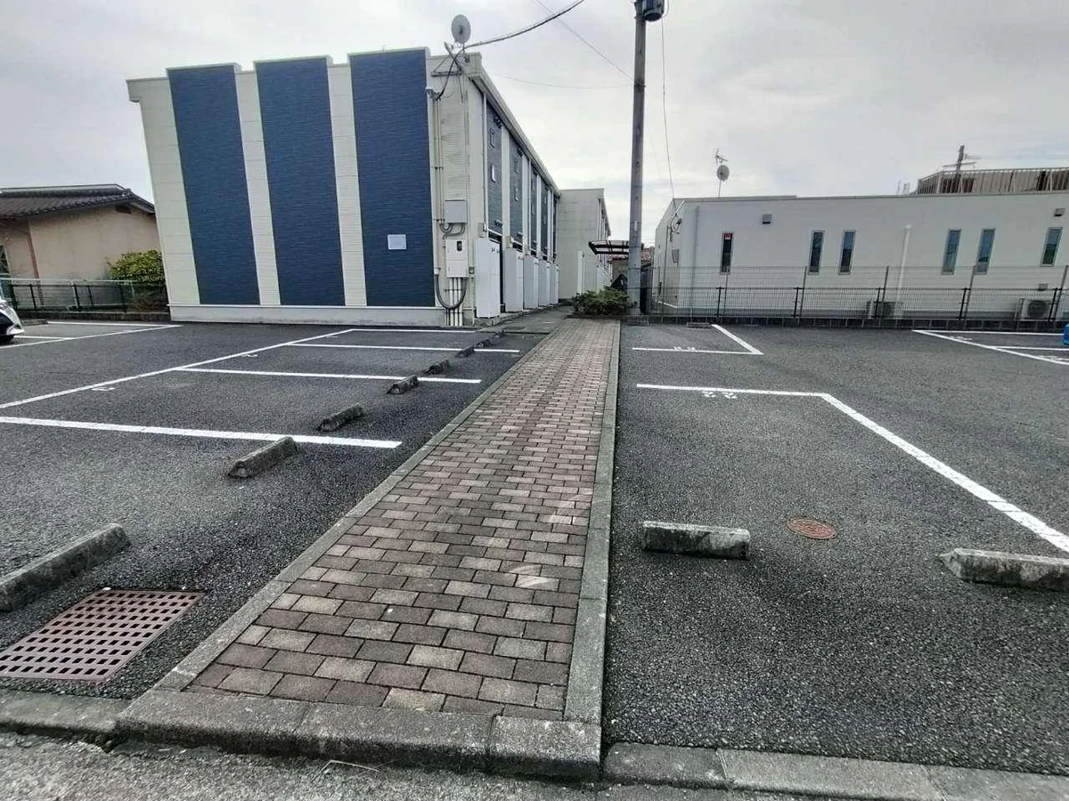 写真と現状が異なる場合は現状を優先します。