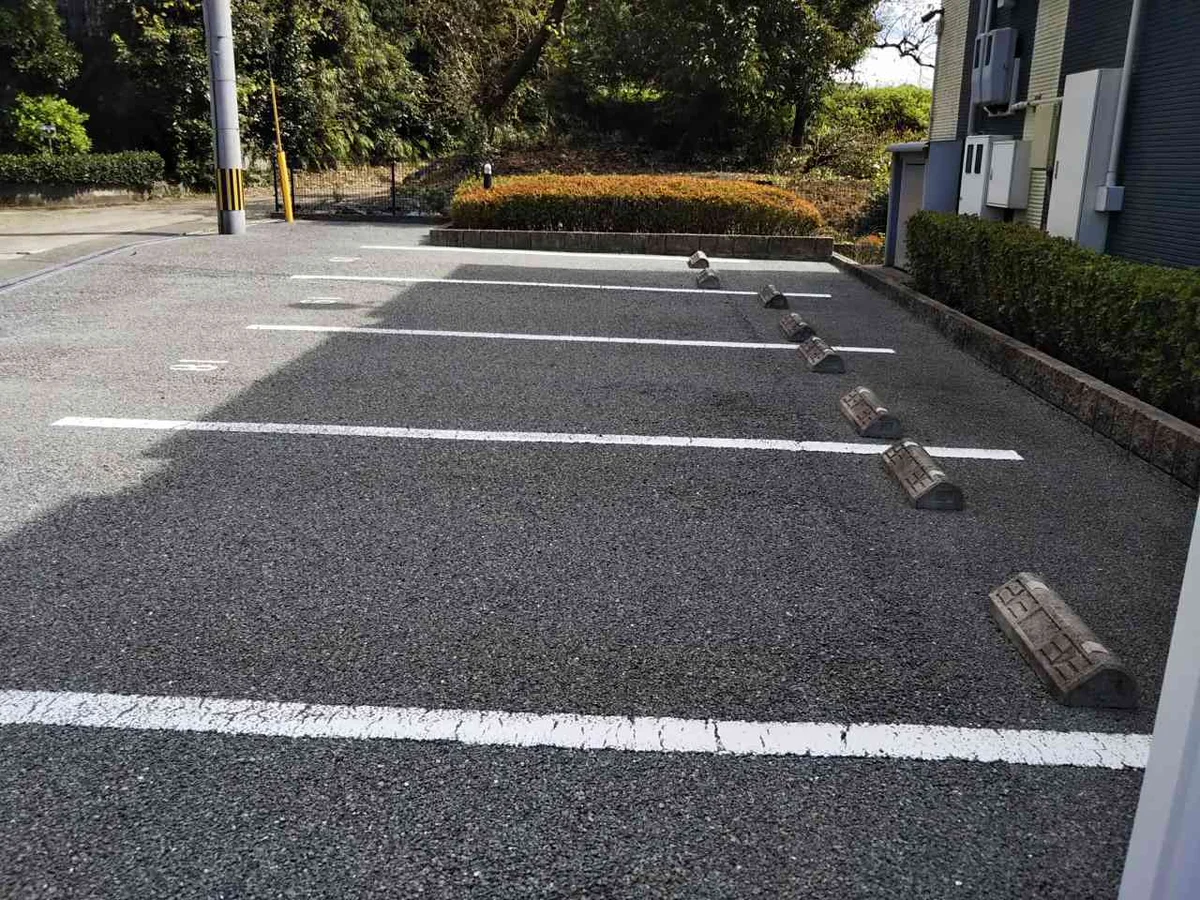 写真と現状が異なる場合は現状を優先します。