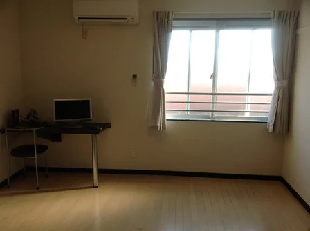 実際のお部屋と異なる場合がございます。