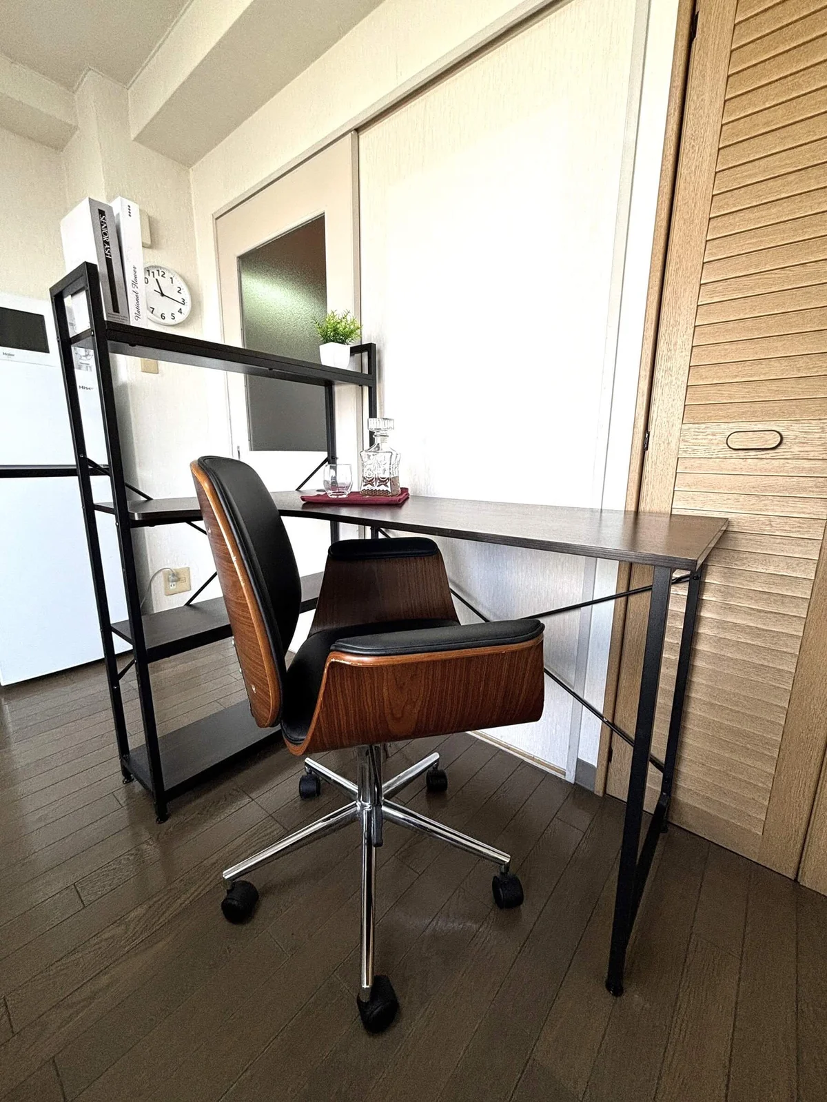 仕事もはかどるデスクセットつき♪