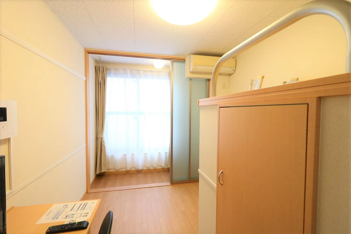 大型家具家電付きにより初めての一人暮らしの方も安心！