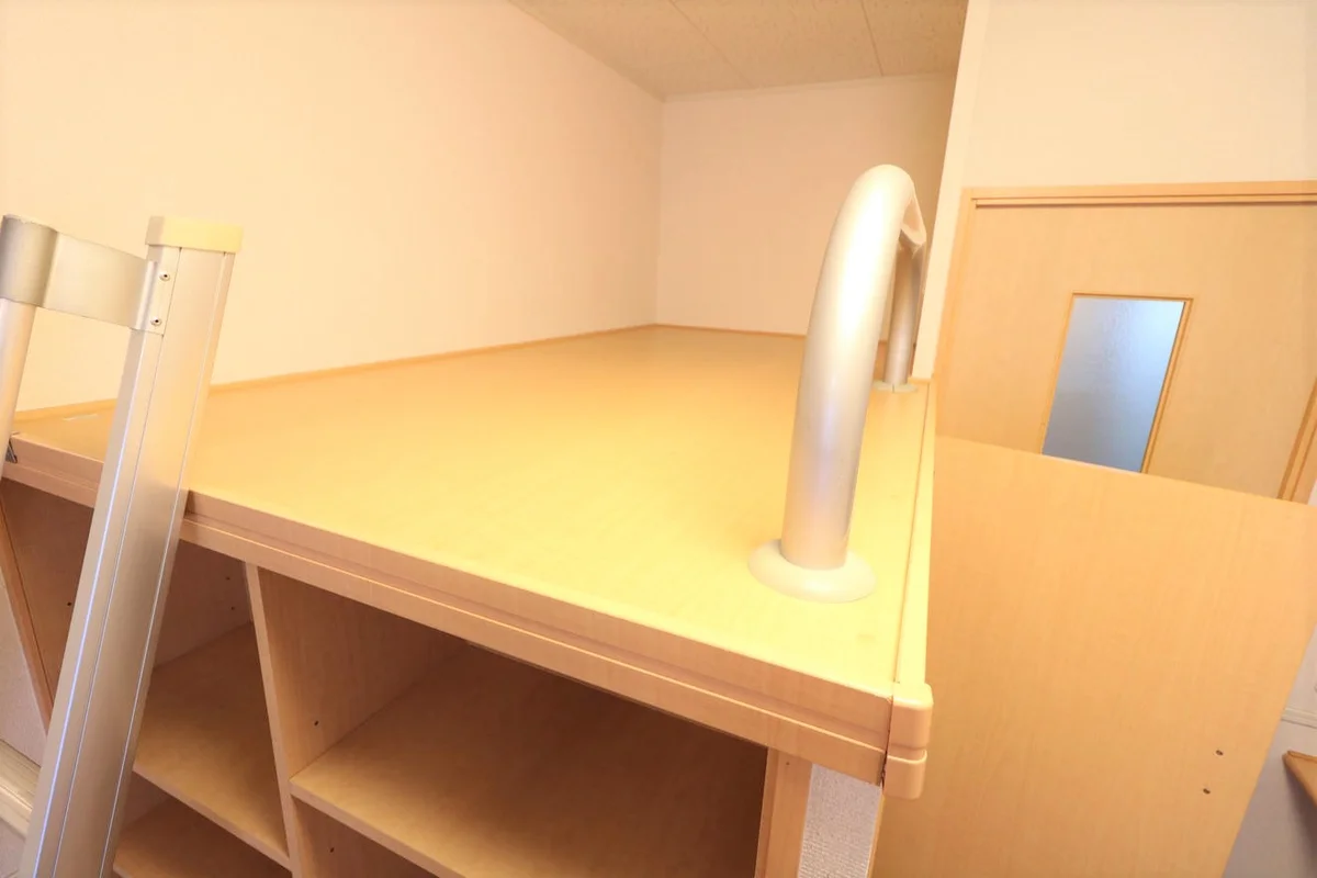 ハイベッドを活用すれば広々とした洋室を確保