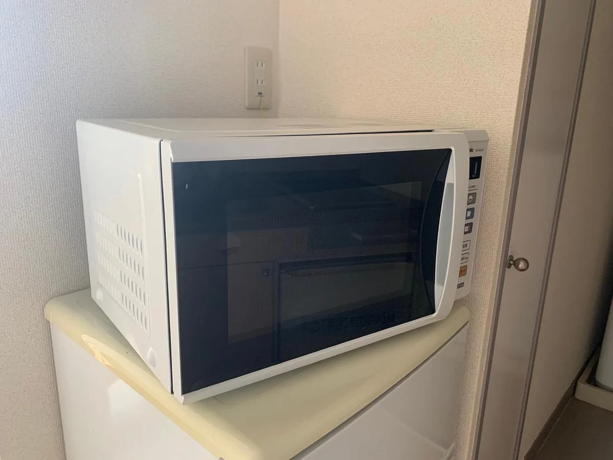 家具家電はメーカー等が異なる場合がございます。