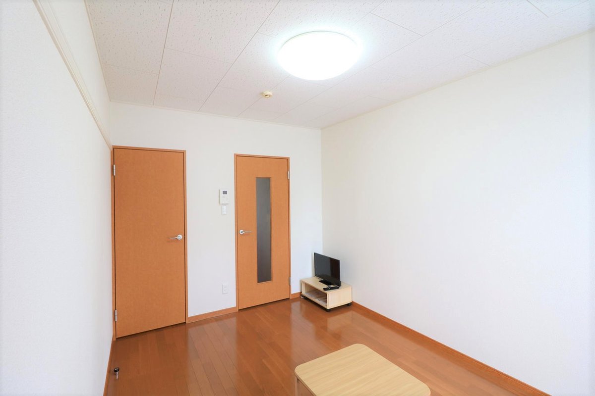 大型家具家電付きにより初めての一人暮らしの方も安心！