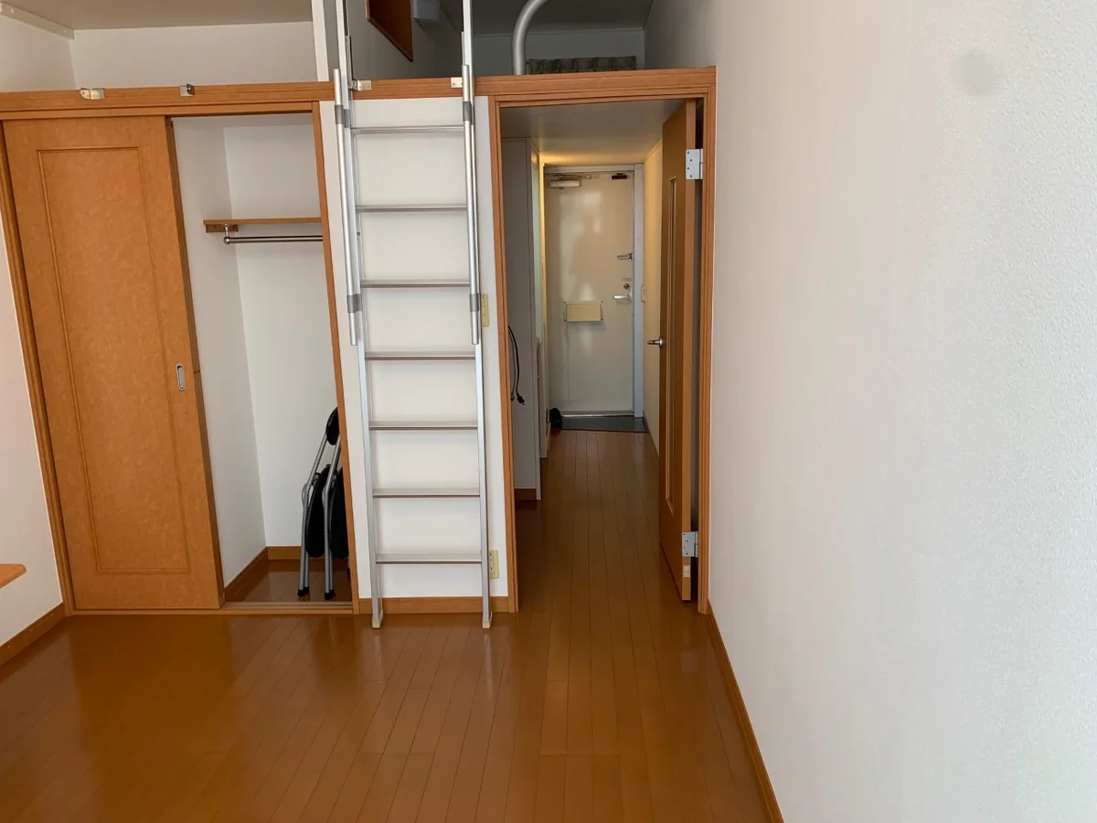 ２階は絨毯仕様です。