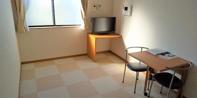 ２階のお部屋はカーペット仕様