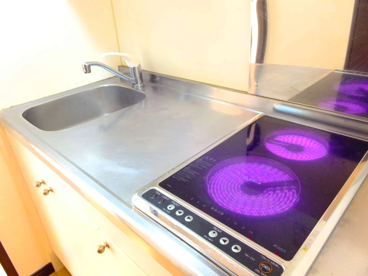 同シリーズの類似となります。現況を優先致します。