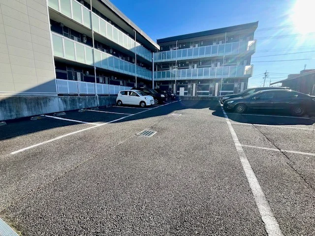 設備・使用は号室により異なる為、現状を優先いたします