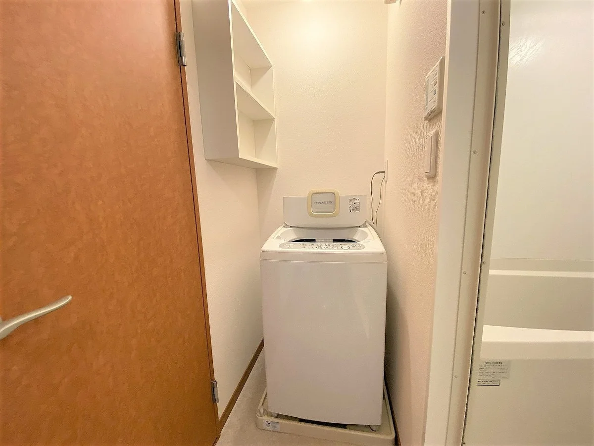 設備・使用は号室により異なる為、現況を優先致します。