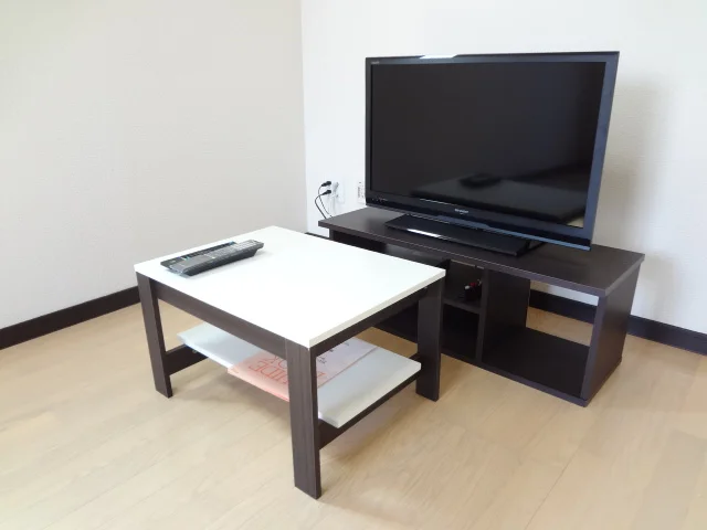 32型液晶テレビ。家電付き。