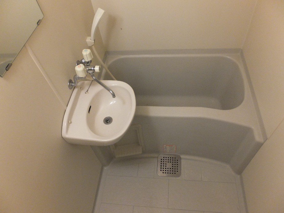 風呂トイレ別